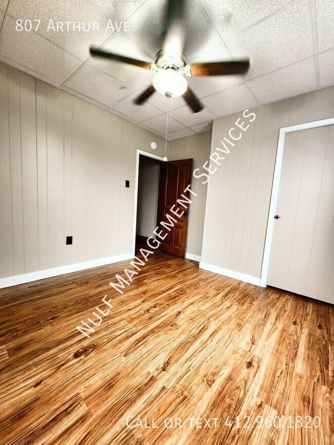 Photo - 807 Arthur Ave