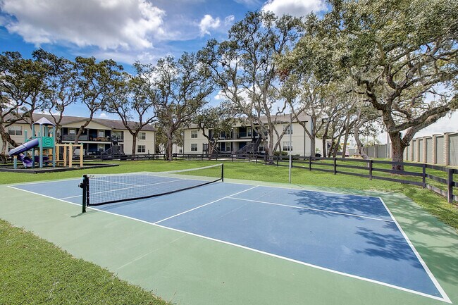 Photo - Regatta at Trinity