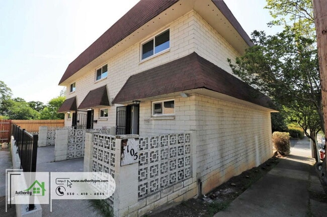 Building Photo - 1105 Olive Ave Unit 2