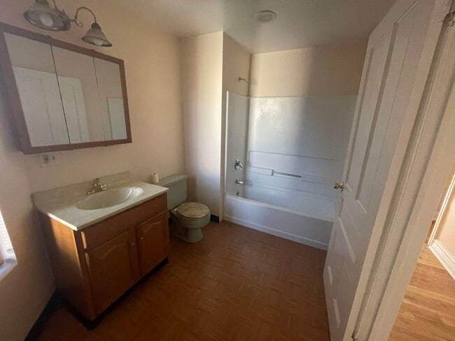 Photo - 609 N Ninth St