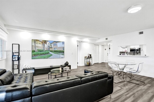 Photo - 9901 Westview Dr Unit 327