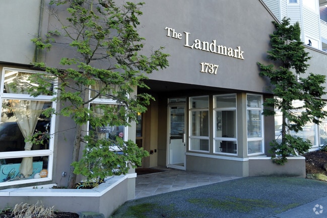 Landmark Apartments