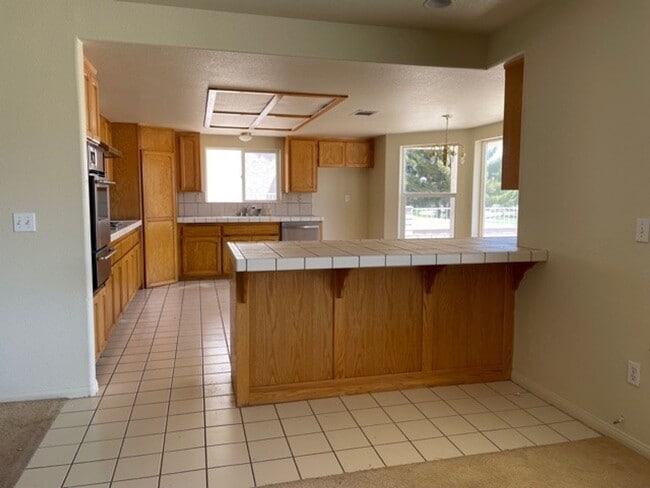 Photo - 27401 Lakeview Dr