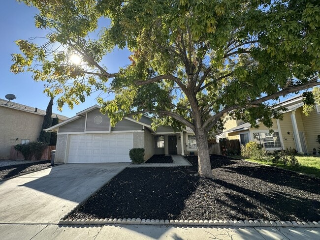 Building Photo - 4732 Katrina Pl