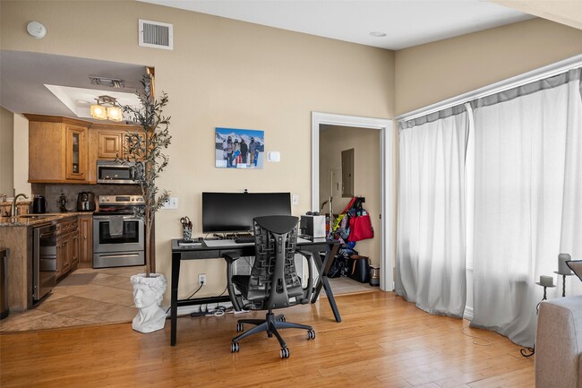 Photo - 1927 Harborside Dr Unidad 405