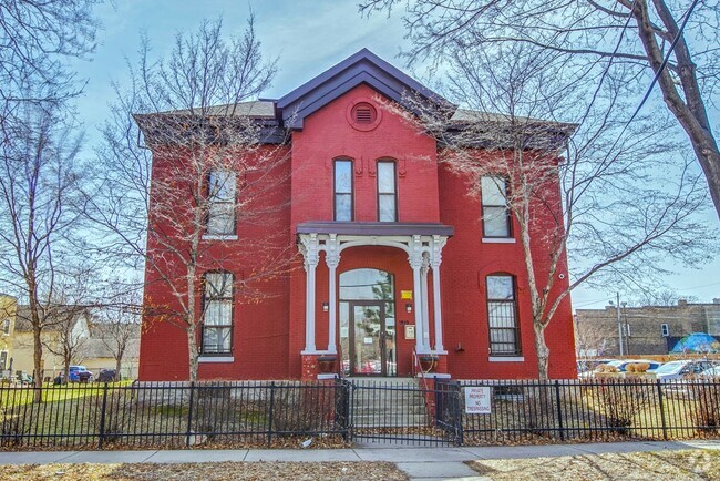 Building Photo - Blue Goose Cooperative Rental