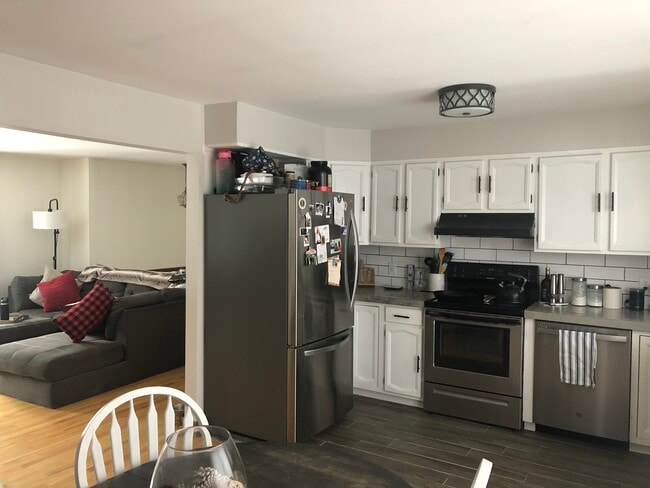 Photo - 27 Ashdown Rd