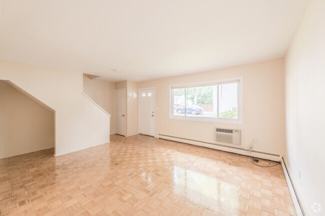 3 BR, 1 BA