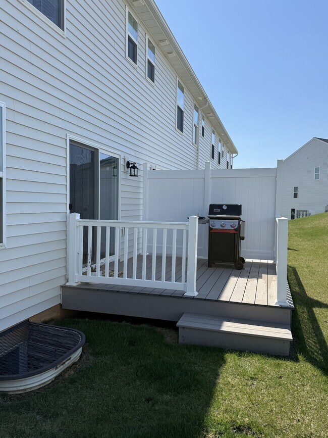 Photo - 211 Magnolia Ln