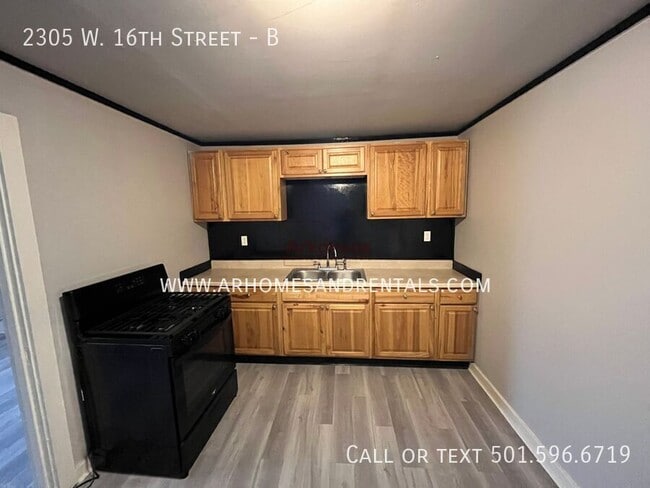 Photo - 2305 W 16th St Unidad B