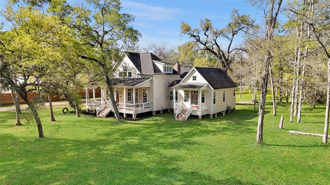 Photo - 20802 Pecan Bend Rd