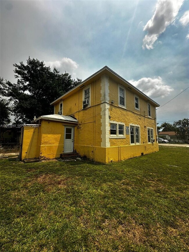 Photo - 1925 NW 56th St