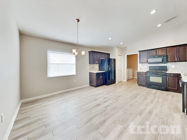 Photo - 1920 Bretton Ridge Dr