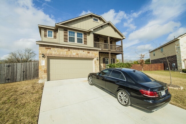 Photo - STUNNING 4 BEDROOM IN NEW BRAUNFELS FEATURING TONS OF UPGRADES!!!  EASY ACCESS TO RANDOLPH AFB, S...