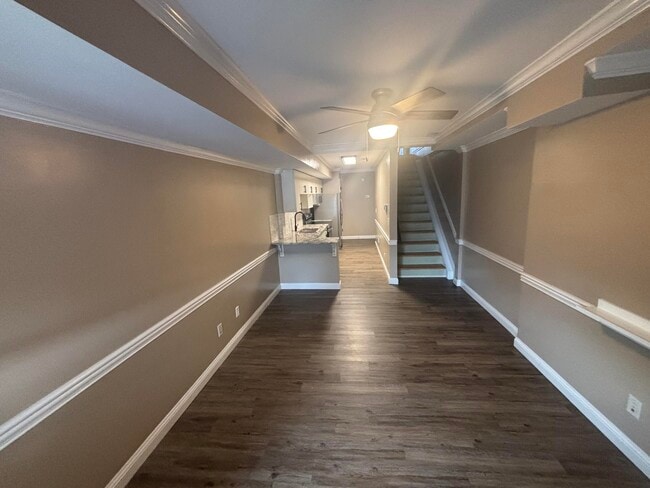 Photo - 173 Montmullin St