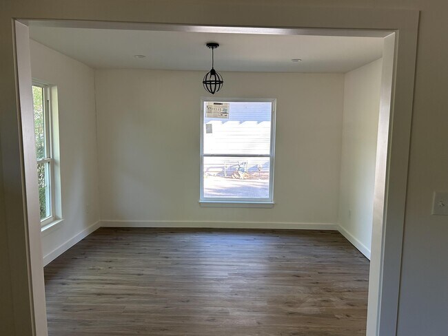 Photo - 2100 NW 4th Ave