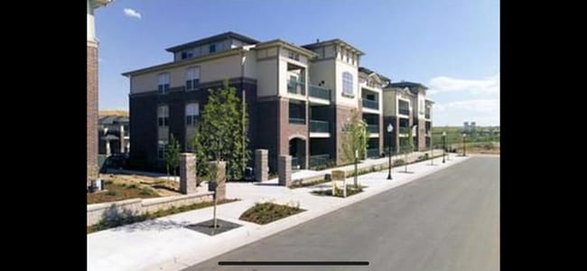 Building Photo - 3852 S Dallas St Unit 106