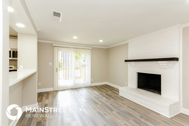 Photo - 1021 Glenfiddich Dr