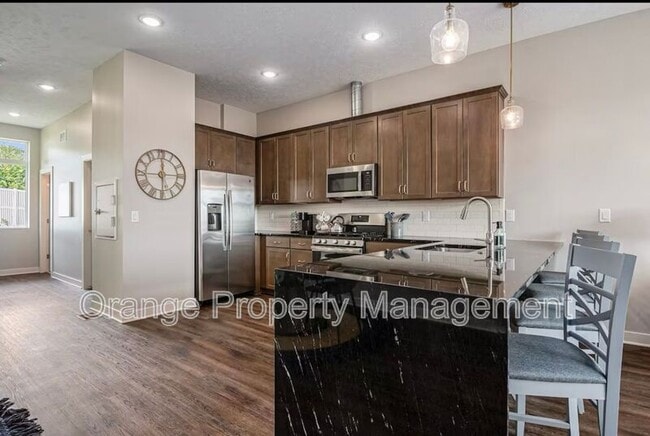 Photo - 636 N 46th St