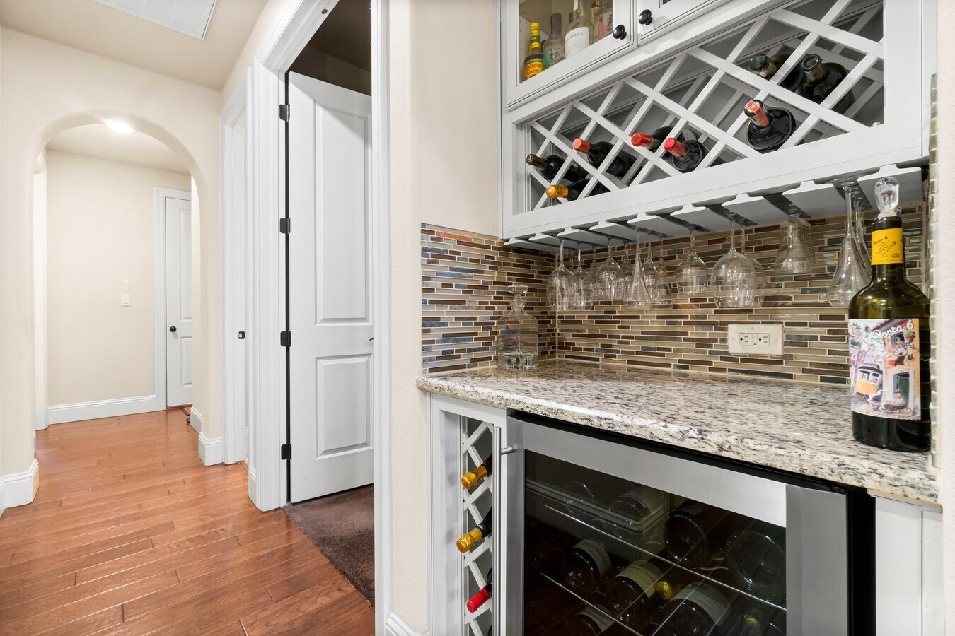 Photo - 30 Beacons Light Pl