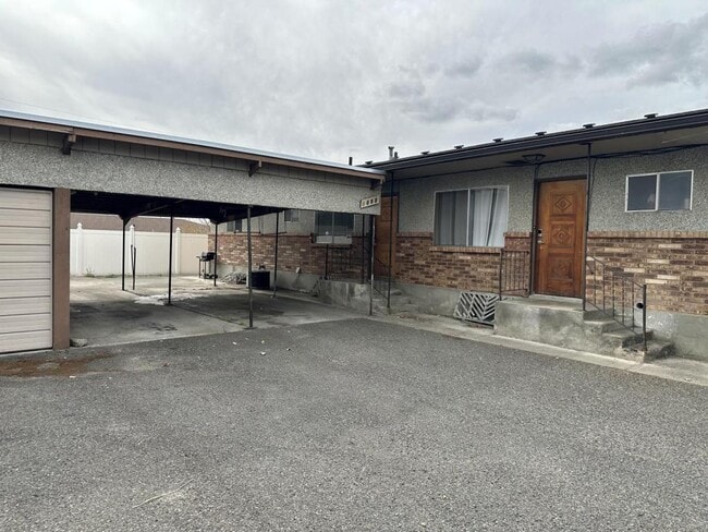 Building Photo - 205 N 63rd Ave Rental