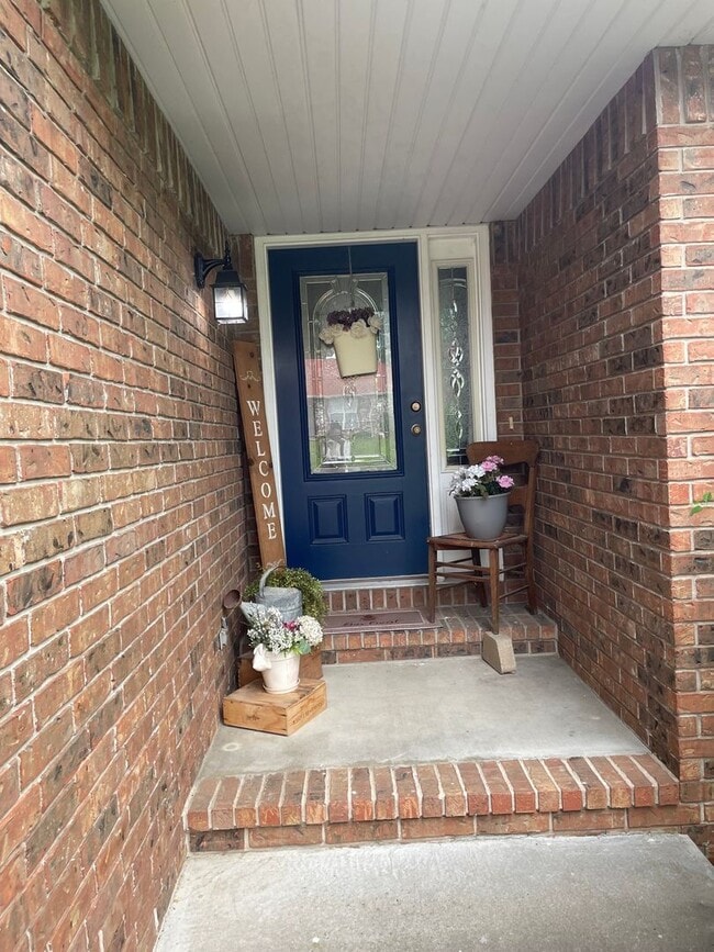 Photo - PRE-LEASING - Fully Furnished 6mo Short Term Rental in Ozark