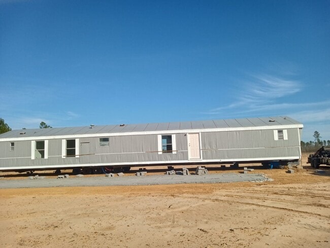 Photo - 1100 Rd 5894