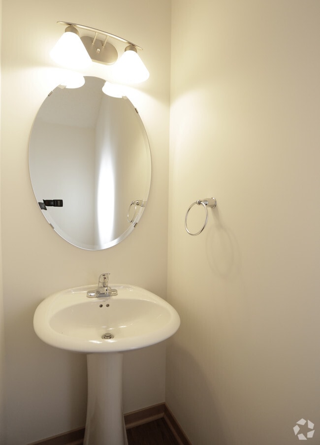 North Bay at the Lakes Apartments Townhomes for Rent Blaine, MN