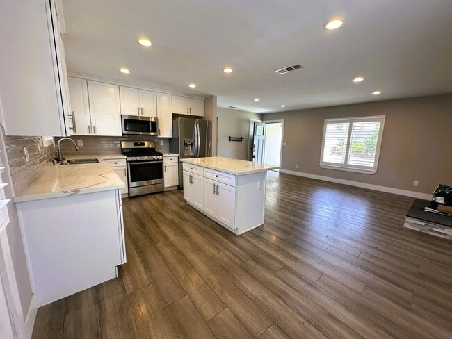 Photo - Beautiful 2-Bedroom Home with Large Backyard