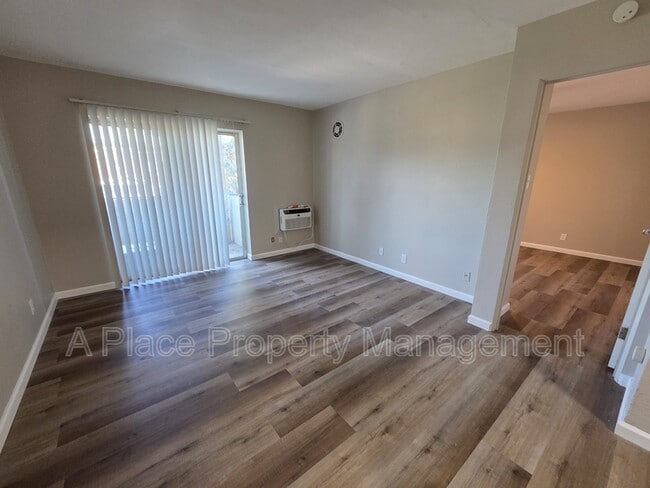 Building Photo - 2727 Hampton Ave Rental
