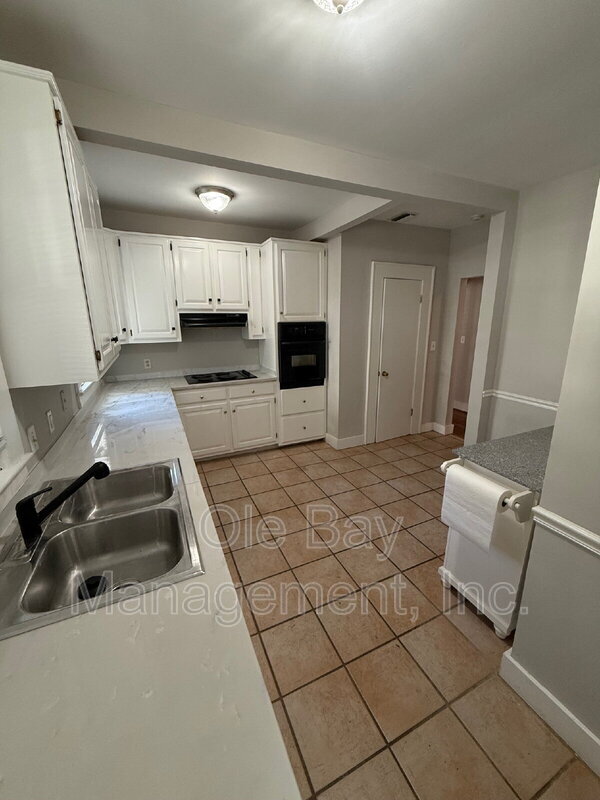 Photo - 110 Demouy Ave