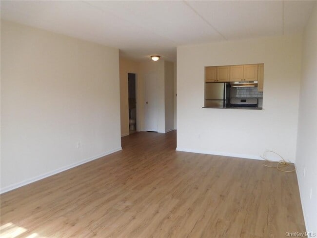 Photo - 2 Consulate Dr Unit 3-E