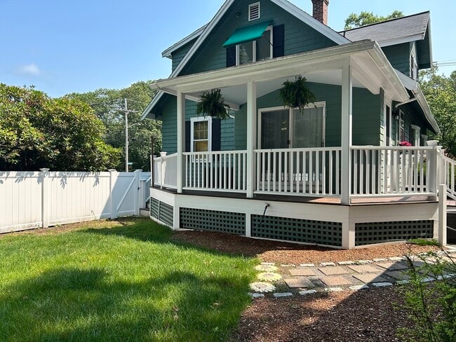 Photo - 500 Lowell St
