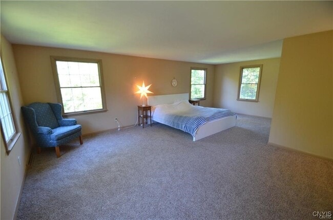 Photo - 6891 Woodchuck Hill Rd