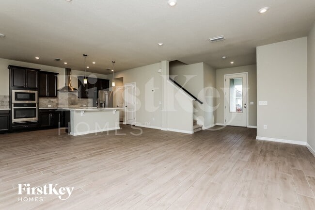 2898 Gipper Cir