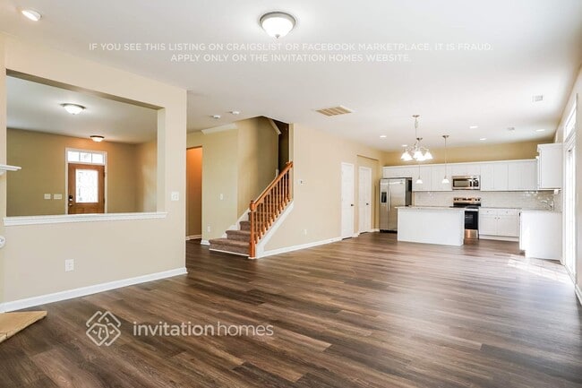 Photo - 621 Ashburn Ln