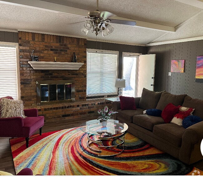 Building Photo - 8604 Jordan Dr Rental