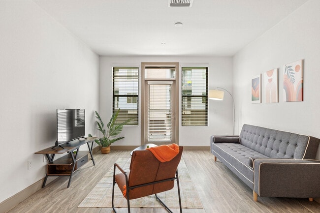 Photo - 555 N College Ave Unit ID1014441P