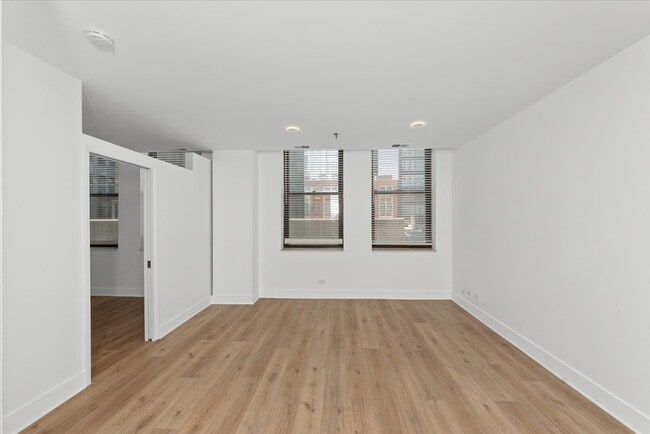 Photo - 680 S Federal St Unit 506