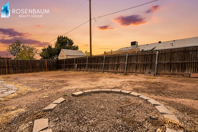 Charming 3-beds, 2-baths single-level home in Prescott Valley!