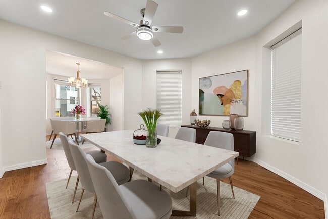 Photo - 2630 N Hamlin Ave