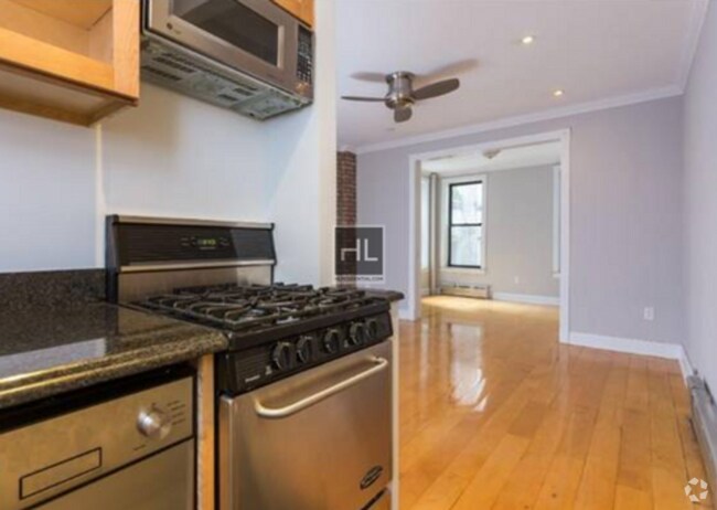 Building Photo - Bright and Spacious 2 Bedroom, 2 Bathroom ... Rental