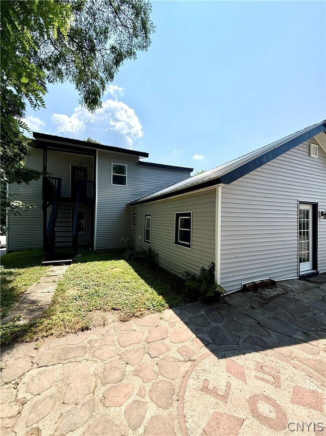 Photo - 4921 Jefferson St