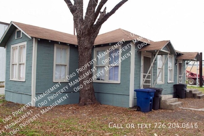 Building Photo - 111 S Olive St