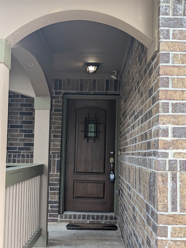 Building Photo - 18918 Bluestone Hollow Ln