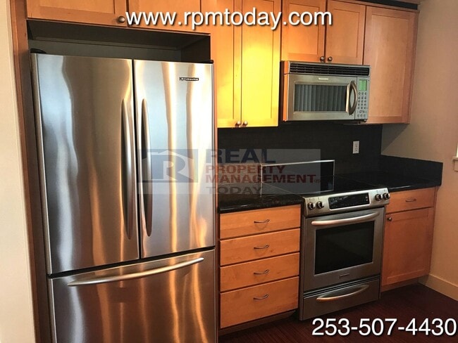 Photo - Incredible 5th Floor 2 Bedroom Condo with AMAZING Views!