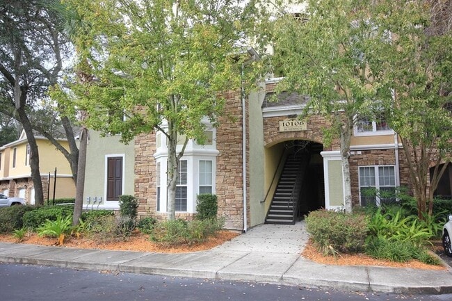 Building Photo - 10106 Courtney Oaks Cir Unit 104