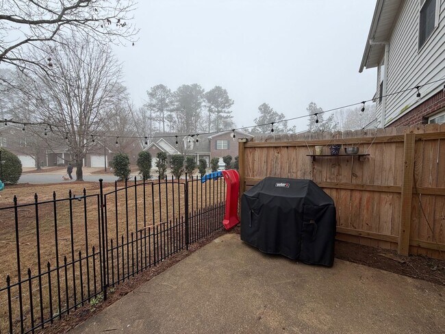 Photo - Asbury Hills Condominiums-2428 E. University,  Unit 807 Unidad 807