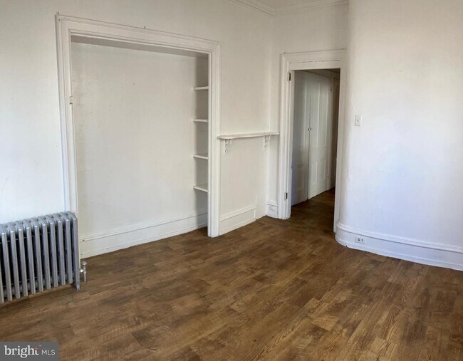 Photo - 2215 Catharine St