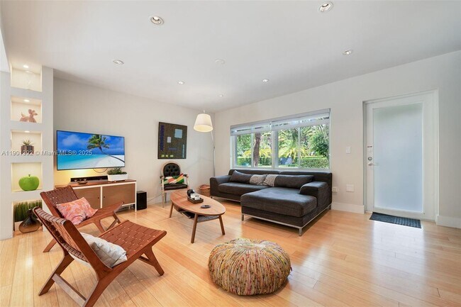 Photo - 5800 SW 50th Terrace